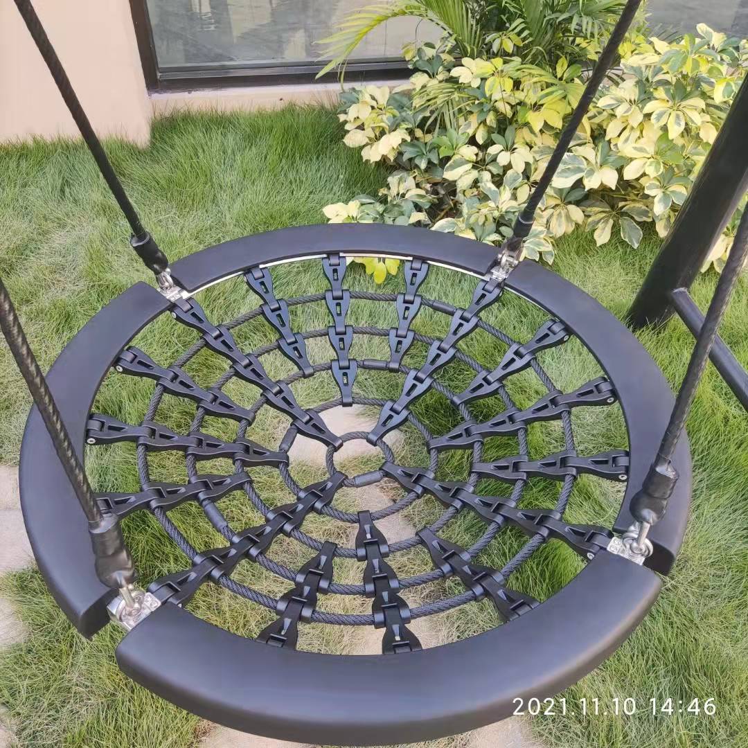 Bird Nest Swing-Chain Link Base